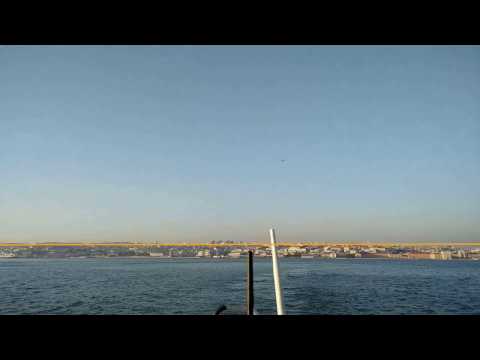 Simple Horizon line Detection based on geometrical constraints