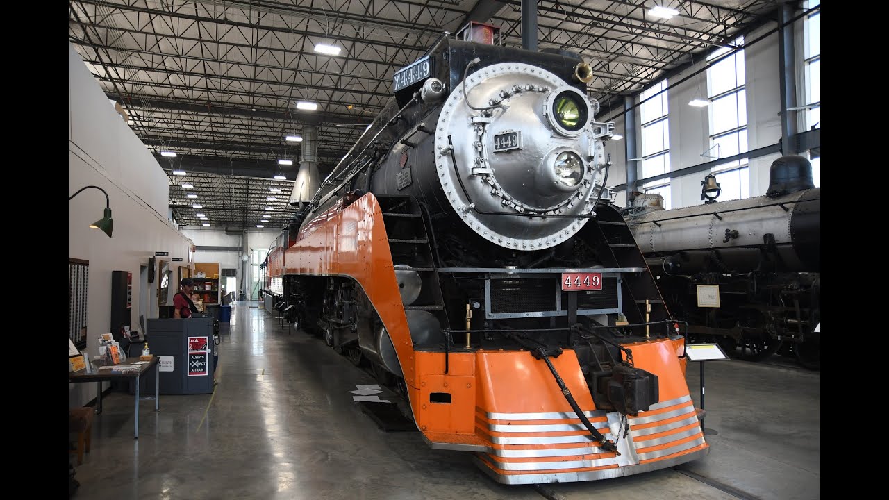 SP Daylight 4449 Oregon Rail Heritage Center and trains around Portland, OR
