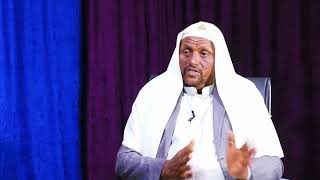 Dubartiin marsaa laguu keessa jirtu, Qur'aana dabalatee zikrii garagaraa  qara'uu dandeettii
