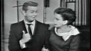 Judy Garland &amp; Mel Torme - The Trolley Song