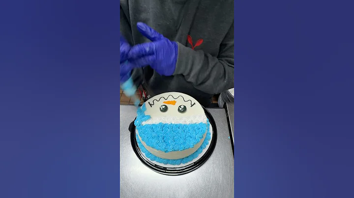 #christmas #merrychristmas #dq #cake #birthdaycake #cakeideas #youtube #viral #cakeshorts #usa