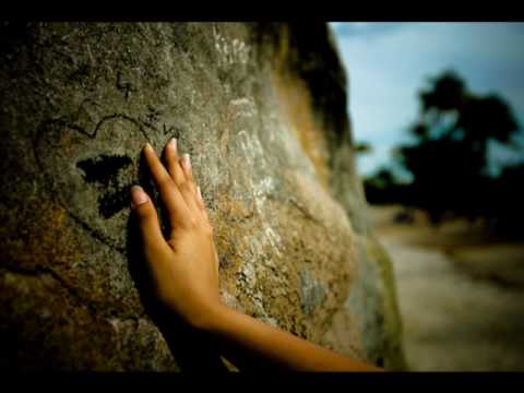 Mario Winans - Love is in the air
