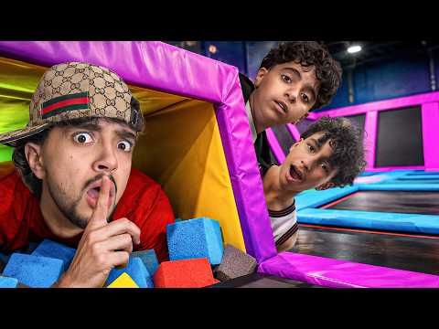 CACHE-CACHE GÉANT DANS UN TRAMPOLINE PARK (on s'est perdus...)