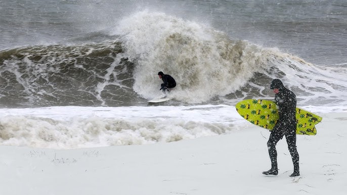 Bomb Cyclone Swell Sends Biggest Swell in Years to New Jersey Shoreline -  Surfer