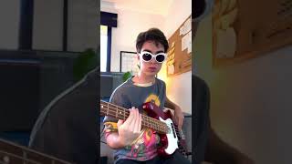 Sugar - Robin Schulz (tiny bass cover) Resimi