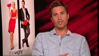 Eric Winter On The Ugly Truth, Katherine Heigl, Gerard Butler