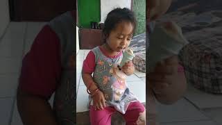 Download Mp3 Makan es krim Gudang lagu Download Mp3 Makan es krim