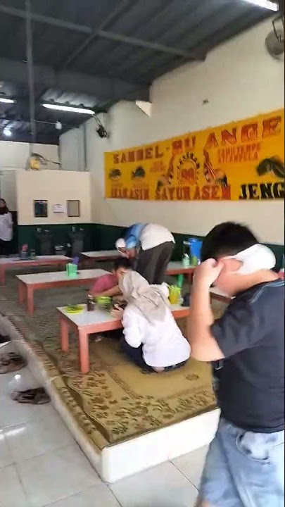 warung lesehan sambel bu angesti