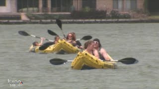 Lake Austin now infested with zebra mussels