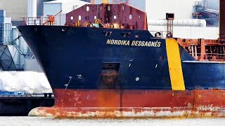 Frachtschiff NORDIKA DESGAGNES geared cargo seaship EPAS Emden Nordkai 8PAO2 IMO 9508316 BJ 2010