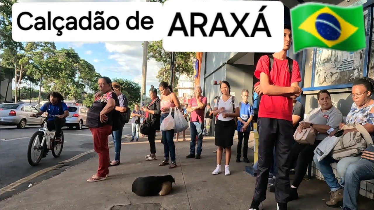 Araxá MG - Centro da Cidade bem movimentado