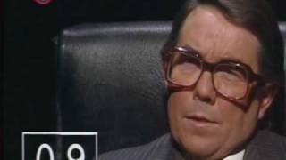 The Two Ronnies - Mastermind Sketch