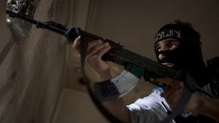 Al-Qaeda-Linked Militants Defeating FSA Insurgents in Raqqah in Syria - 2014
