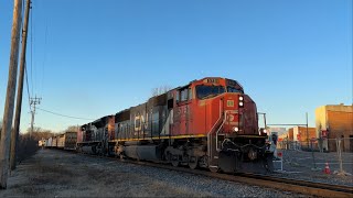 CN SD75I 5751 & SD70M-2 Lead CN EMD Duo on Manifest