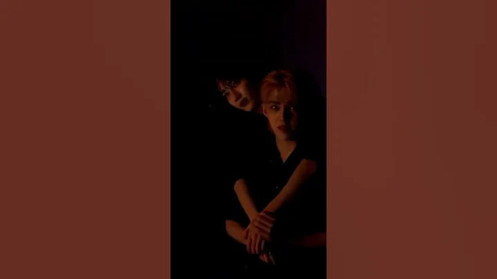 scoups shy smile when jeonghan put his hands around his shoulders 🍒🐰💕 #jeongcheol #jeonghan #scoups