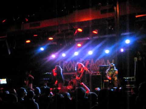 Iron Reagan - Miserable Failure (live)