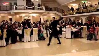 Türken tanzen Lezginka in Kasachstan