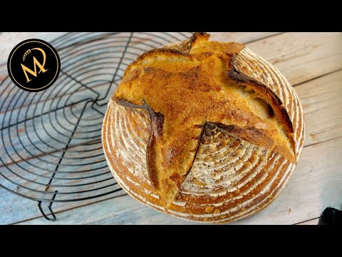 Video: Wie Man Sauerteig Für Selbstgebackenes Brot Macht