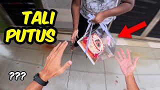 Download Lagu KEK JATUH MASA DELIVERY LALAMOVE 🥹 MP3 Download Lagu KEK JATUH MASA DELIVERY LALAMOVE 🥹 MP3