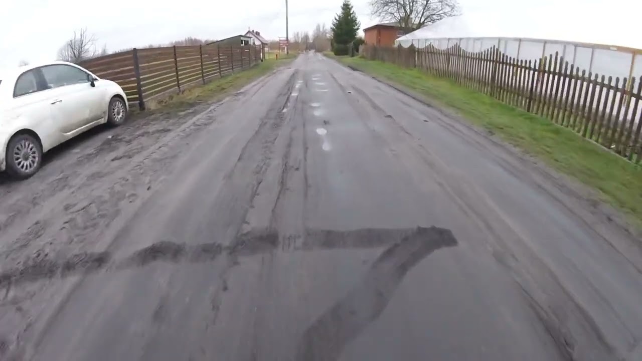 Mątowskie Pastwiska; Gmina Ryjewo droga łącząca ul. Mątowską z ul. Krzywą