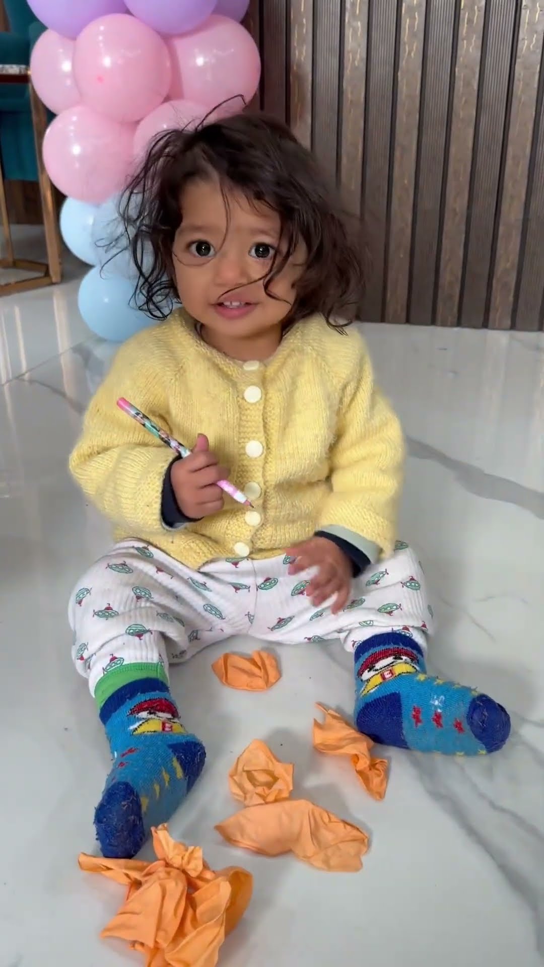 Cute baby balloon popping ???