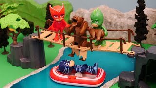 PJ Masks saves a Bear Cub part 2