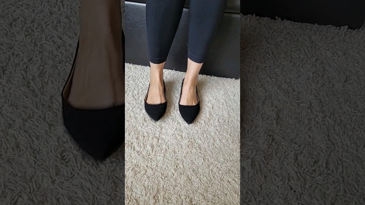 Pointed Toe Black Flats
