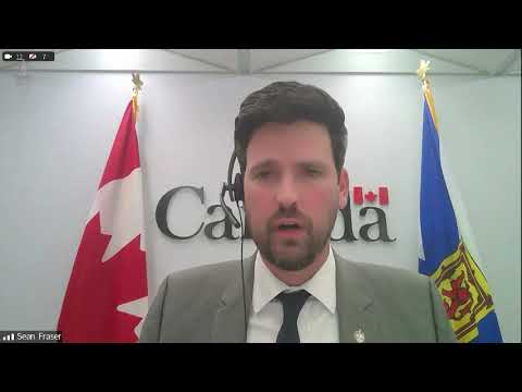 Video: Kunnen asielzoekers werken in Canada?