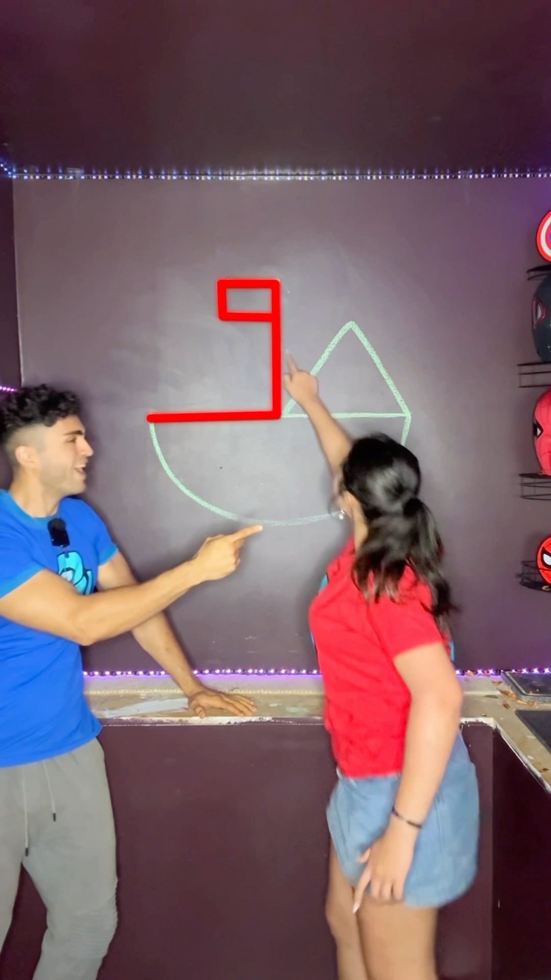 SIBLINGS COMPETE 10
