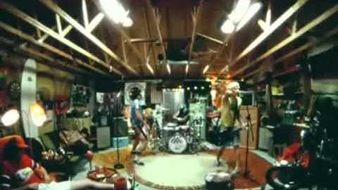 Blink-182 First Date ( A Rad Video)