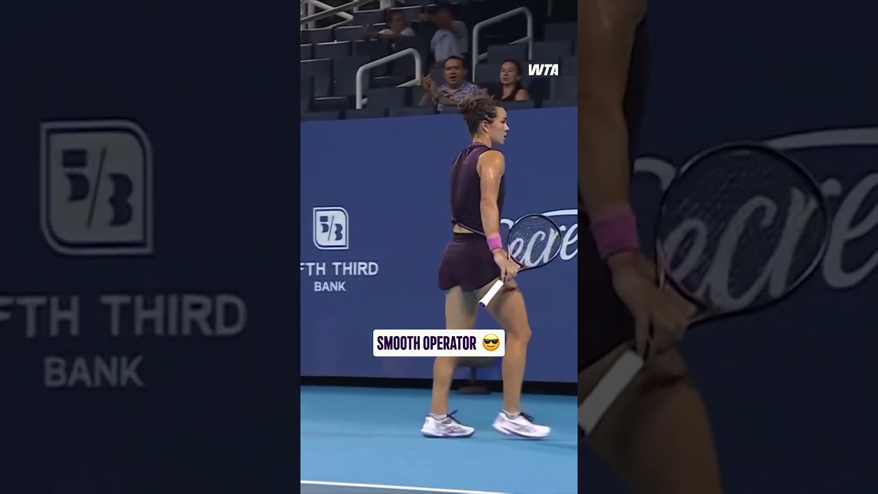 Smooth moves from Lois Boisson 😎 #WTA #CincyTennis #LoisBoisson #shorts