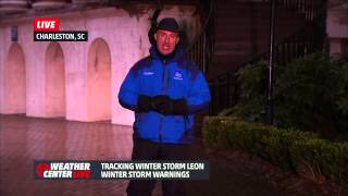 Cantore KNEES Attacker!