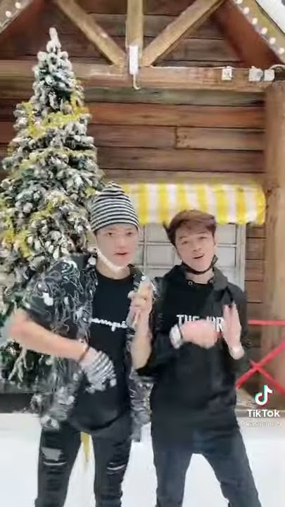 Tik Tok jar team