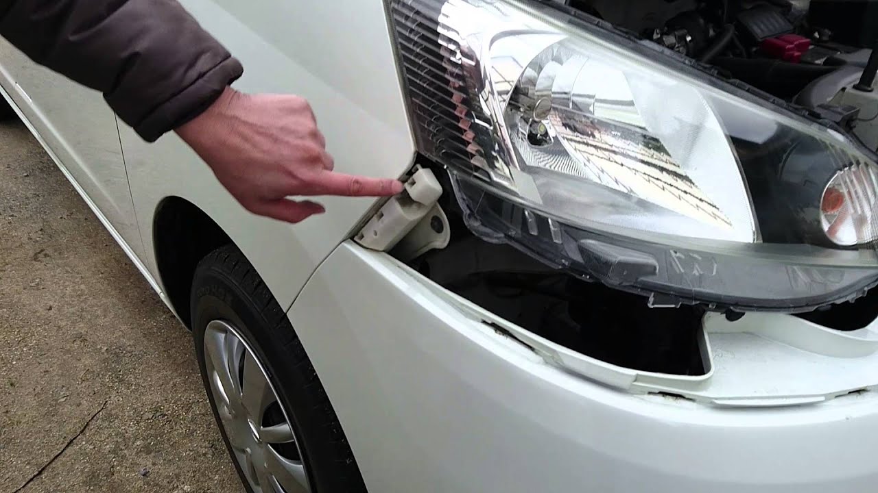 グリルヘッドライト周り外しかた NV200バネット