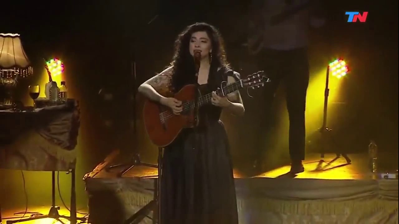 Mon Laferte   Pa´Dónde Se Fue En vivo en Argentina   Gran Rex 2018 Show Completo 720p 30fps H264 128