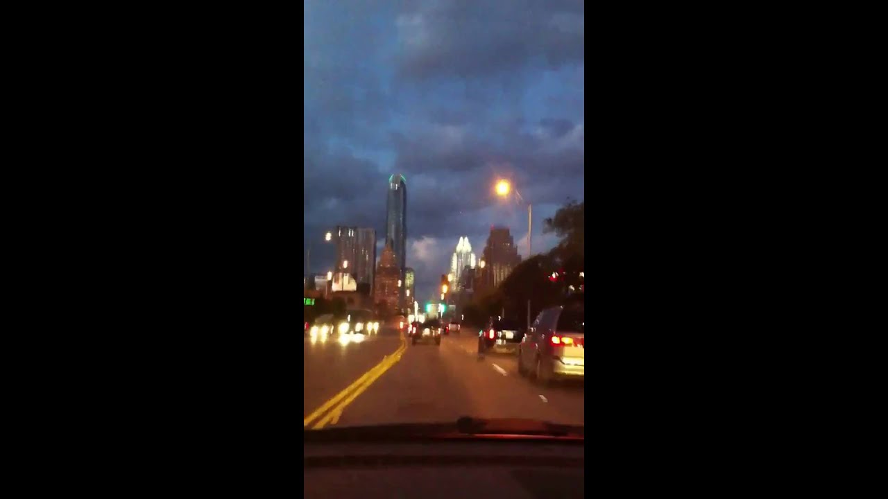 Austin Texas - Driving on Congress to State Capitol at Dusk - YouTube