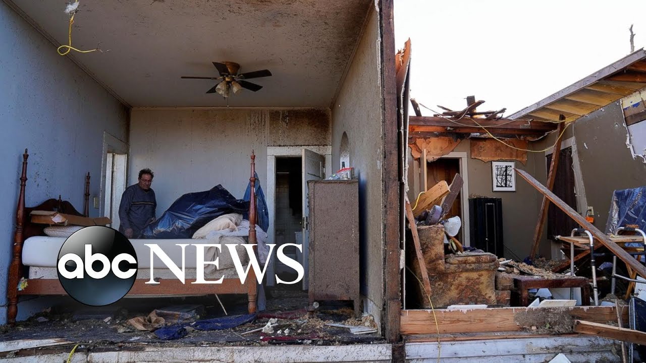 Tornado damage, Polish border patrol, Christmas market: World in Photos: Dec. 13