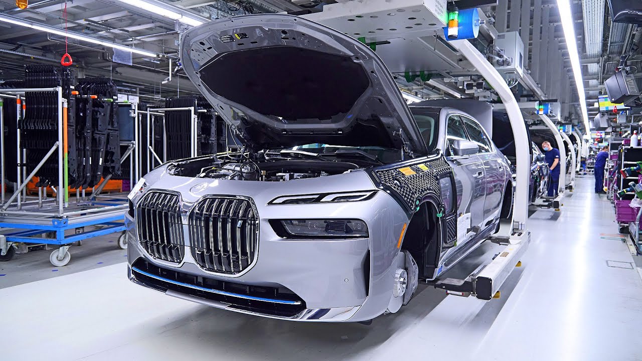 BMW 7 Series & i7 (2023) Full Production in Germany | Electric engine ...