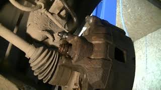 видео: переборка тормозного суппорта,замена тормозных дисков,колодок,направляющих суппорта lancer x картинка: переборка тормозного суппорта,замена тормозных дисков,колодок,направляющих суппорта lancer x