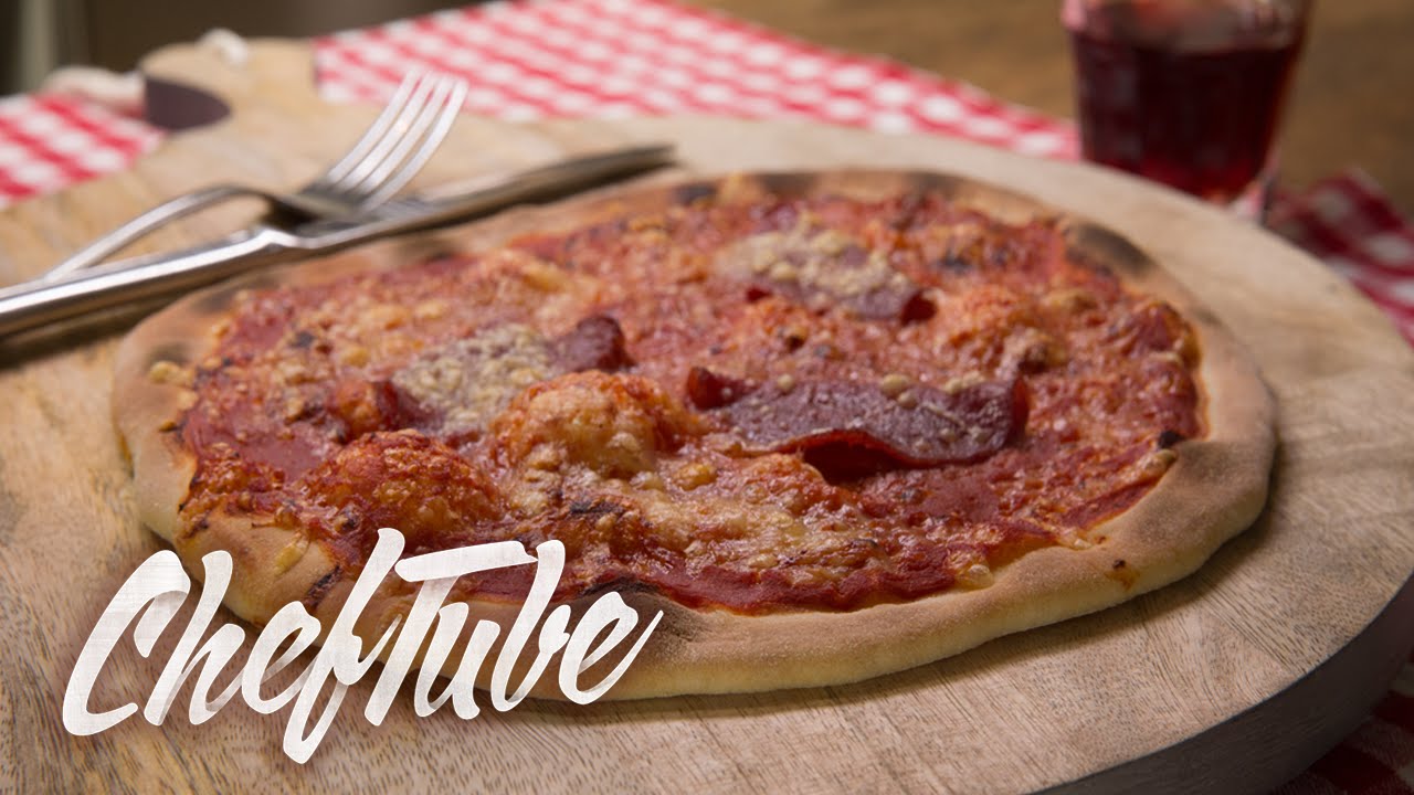 description of making a pizza Homemade pizza night is a weekly occurrence at our house a guide to making inexpensive and delicious homemade pizza making the pizza dough. description of making a pizza Homemade pizza night is a weekly occurrence at our house a guide to making inexpensive and delicious homemade pizza making the pizza dough.