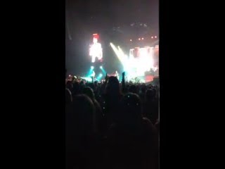 5 Seconds Of Summer - Castaway - Sounds Live Feels Live Tour - 19th April 2016