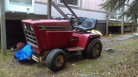 My New 1979 Red IH Cub Cadet 782!!!!