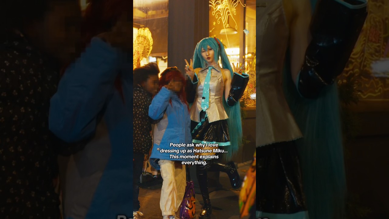 They sang a Miku song to me 🥹🩵 #hatsunemiku #hatsunemikucosplay #miku #vocaloid #fortnite #cosplay