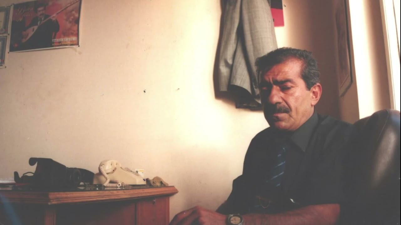 Yüce Dağ Başına Yağan Kar İdim - Bahri Altaş