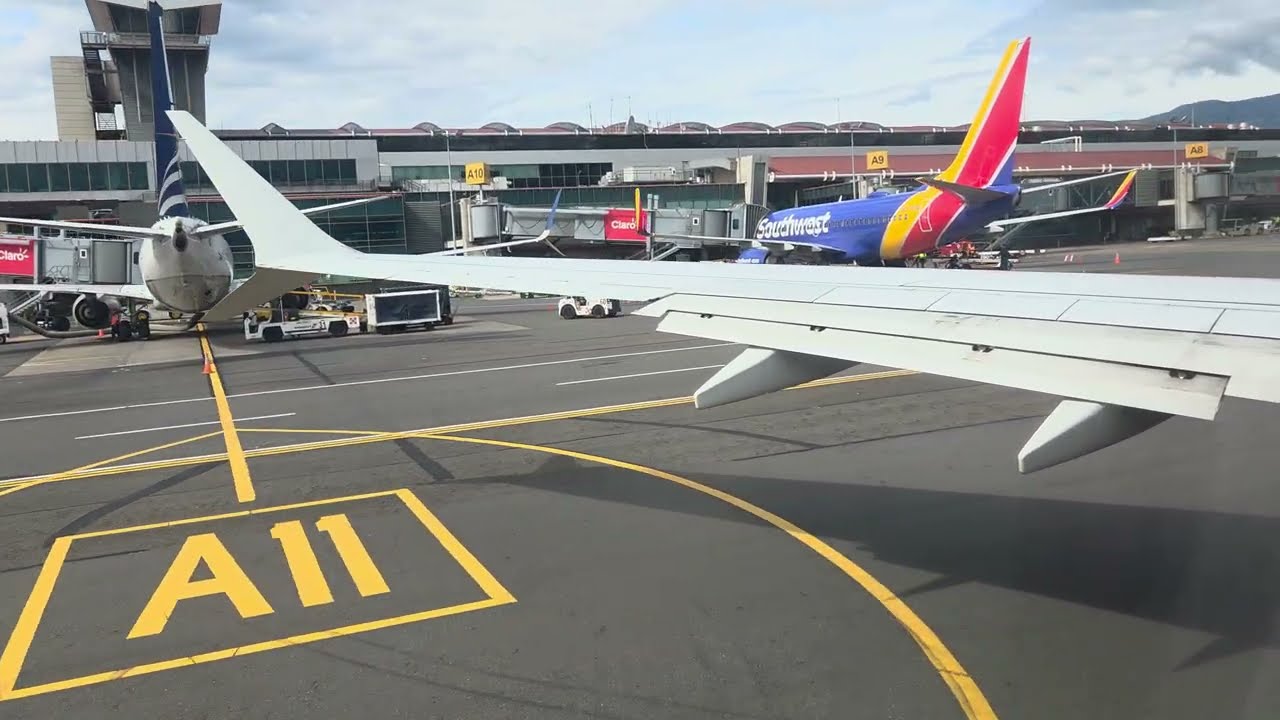 Aterrizando en San Jose Costa Rica American Airlines AA353