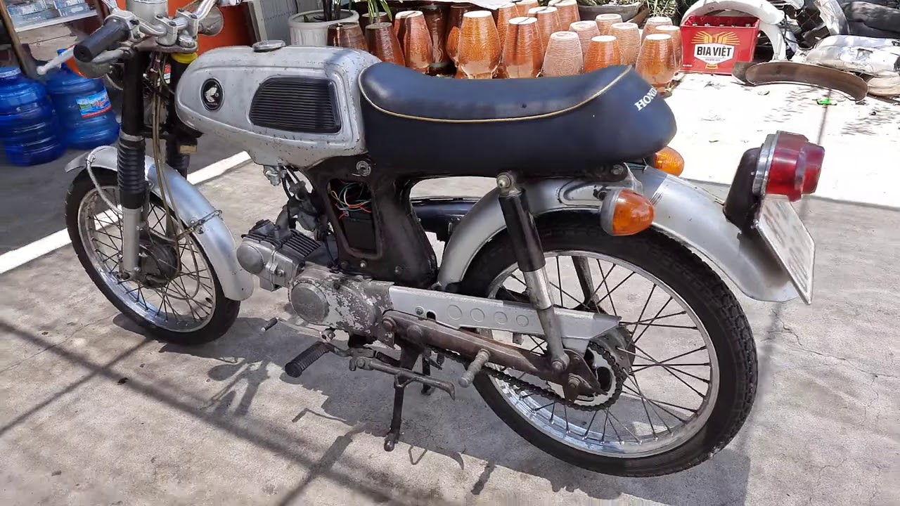 2 xe honda 68 và em 69 ra đi  5giay