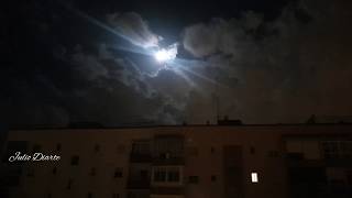 LUNA LLENA sobre Ciudad De Los Angeles Madrid