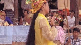 Birmanie (Myanmar) Festival de la pagode Phaung Daw Oo by Bernard ROMY 3,478 views 9 years ago 7 minutes, 11 seconds