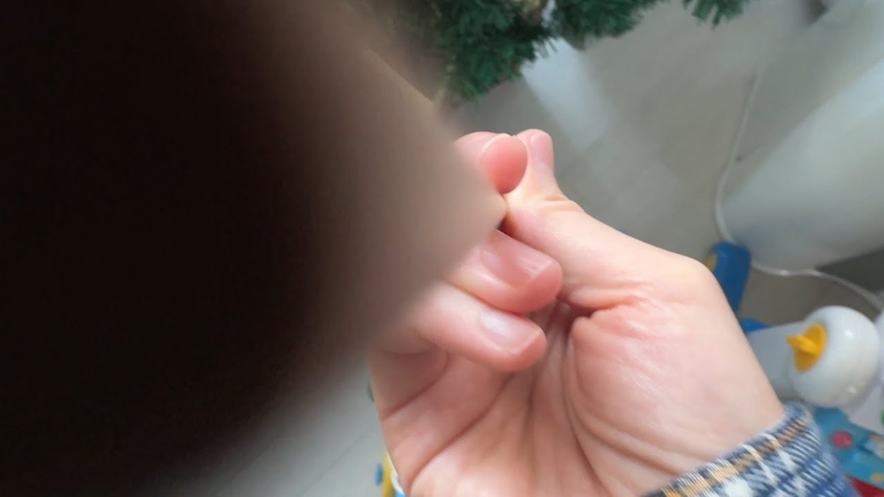 정신없이 화면 괴롭히는 시각적팅글