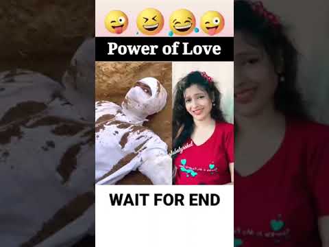 प्यार में लोग क्या क्या कर जाते हैं 😂suraj rox#funnyimages #surajroxfunnyvibeo #realfools